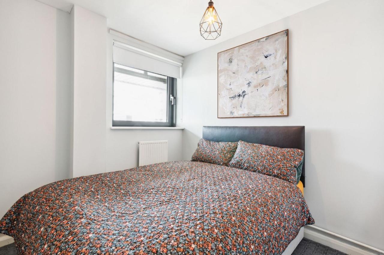 Docklands Cozy View Apartment London Ngoại thất bức ảnh